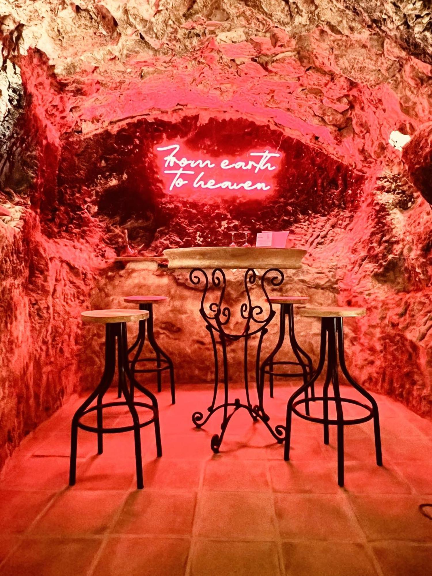 Valeria, Casa Con Cueva Privada Del 1748