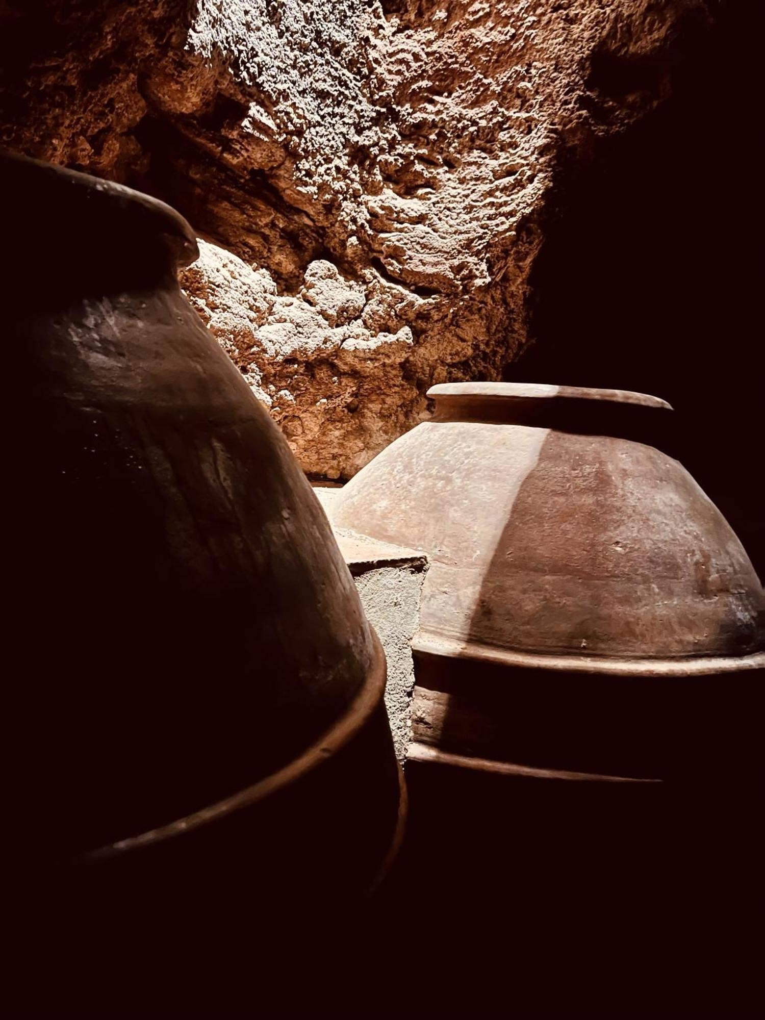 Valeria, Casa Con Cueva Privada Del 1748 *