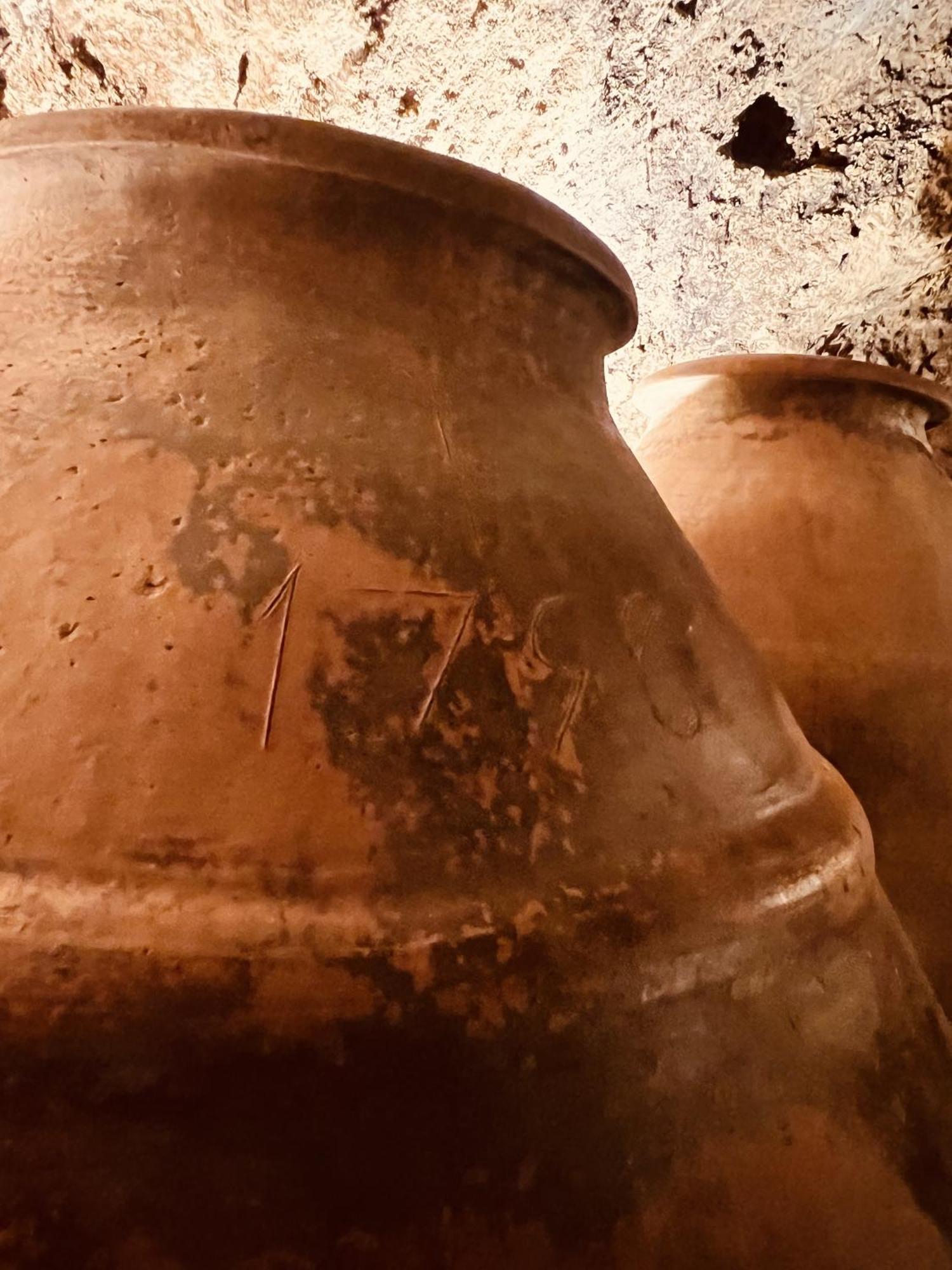 Valeria, Casa Con Cueva Privada Del 1748 Requena